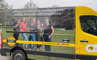 Neue Busbeklebung für das ZfP!